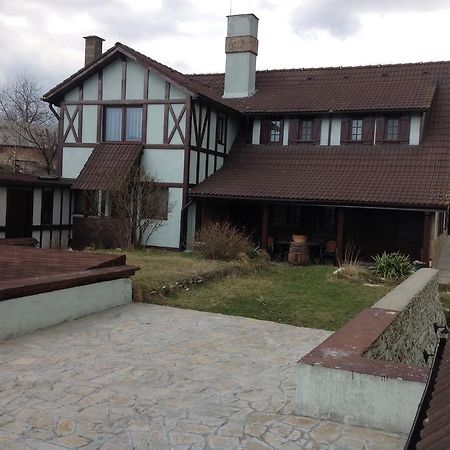 Drumul Carului Villa 모이에치우 데 조스 객실 사진