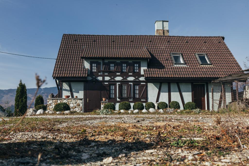 Drumul Carului Villa 모이에치우 데 조스 외부 사진