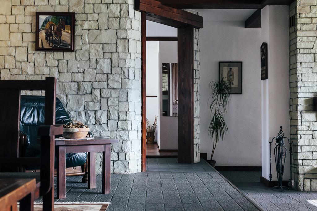 Drumul Carului Villa 모이에치우 데 조스 객실 사진